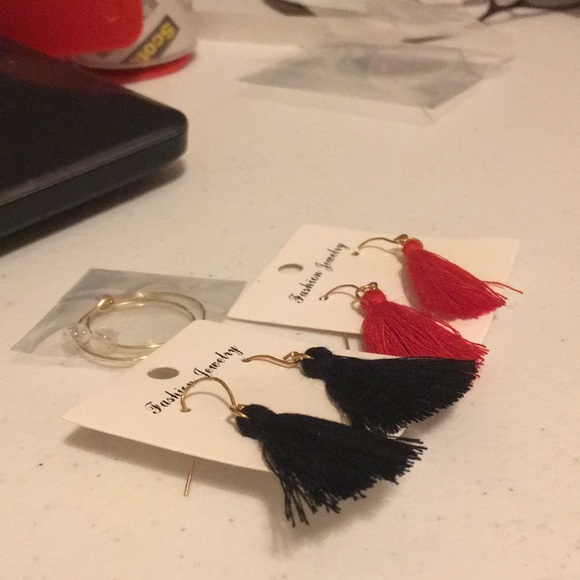 NEW 3 earring bundle! Two tassel and one hoop - Picture 8 of 8